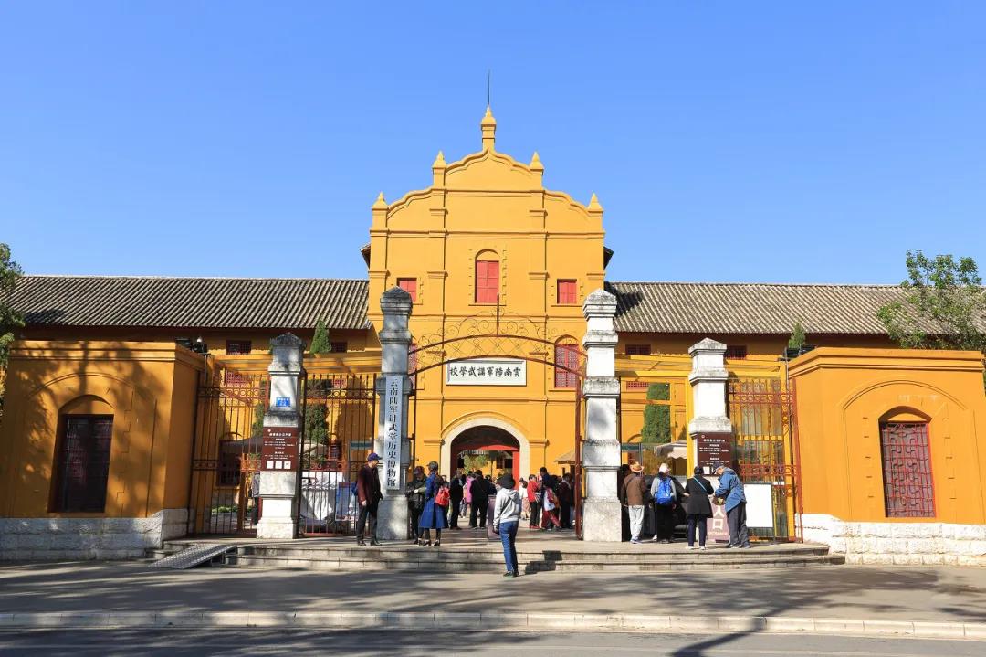 周末去一趟建水開啟一場特別的美食之旅。